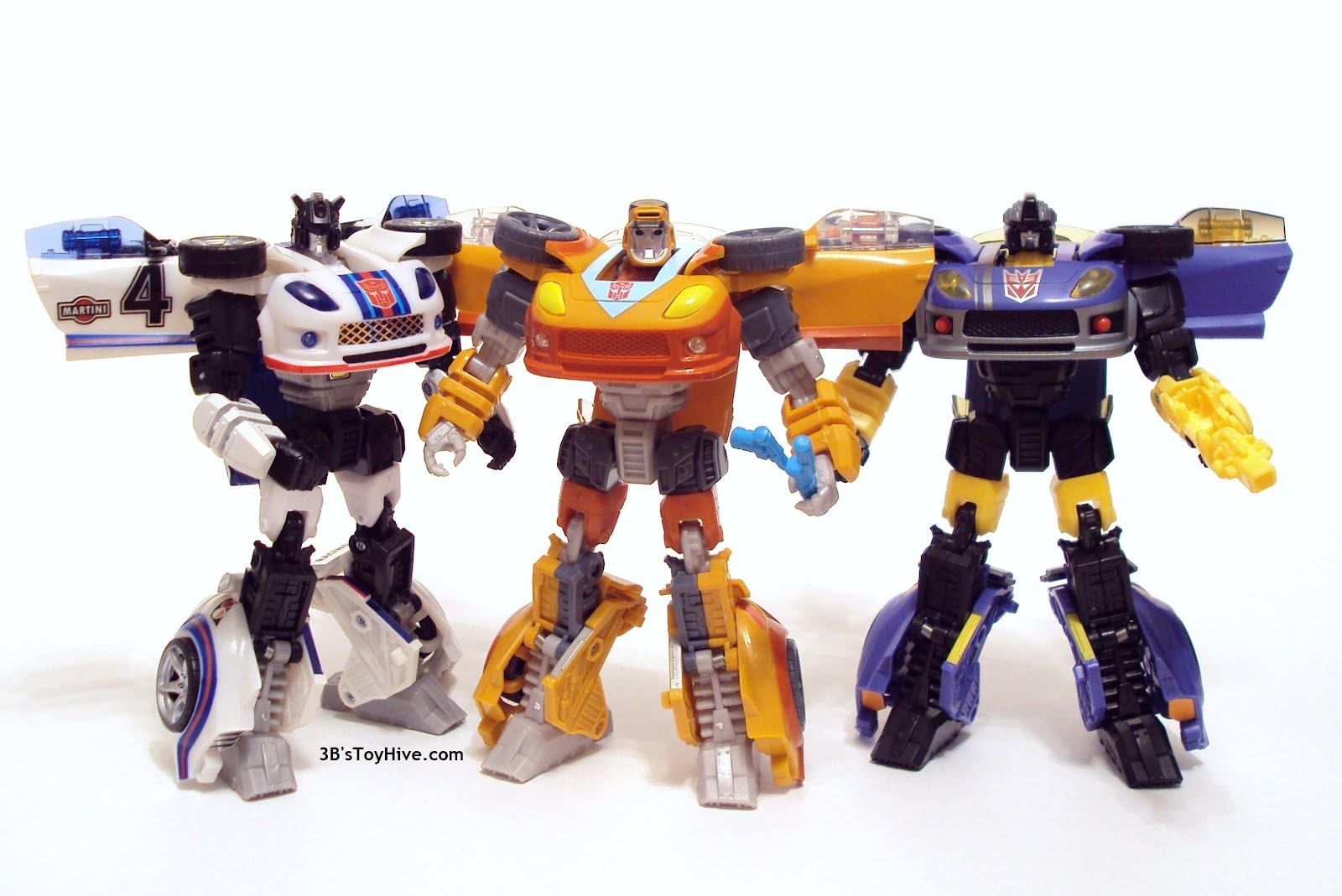 3B's Toy Hive: Transformers: Generations, Wheelie - Review