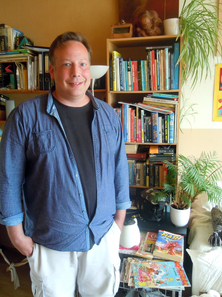 Incognito Comics Eppo 16 Boekenkast van Charles Guthrie