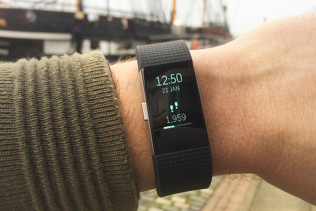 fitbit charge 4 hiking