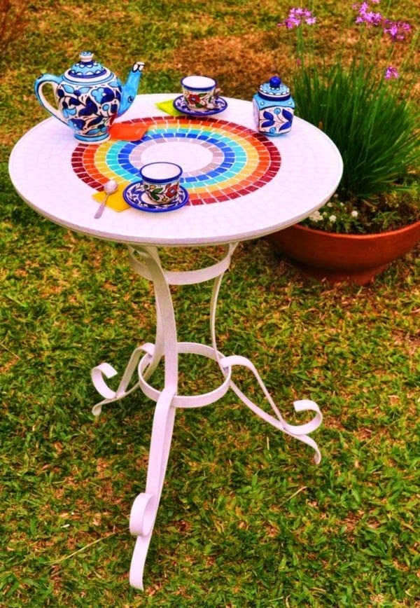 Garden table from Mosaic &#8211; 30 super models!