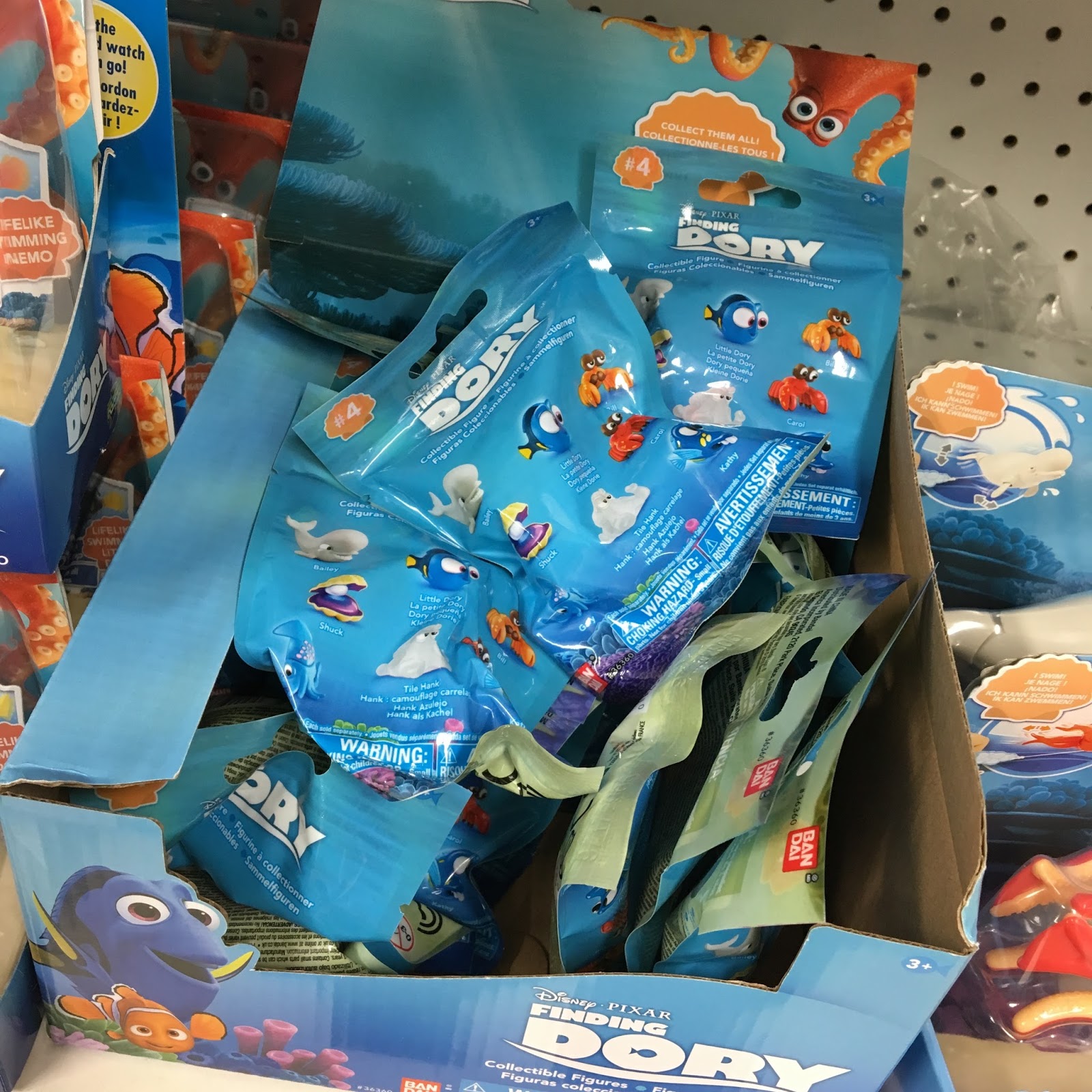 Finding Dory Collectible Figure "Blind Bags" Series 4