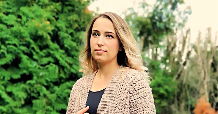 chic aran cardigan pattern