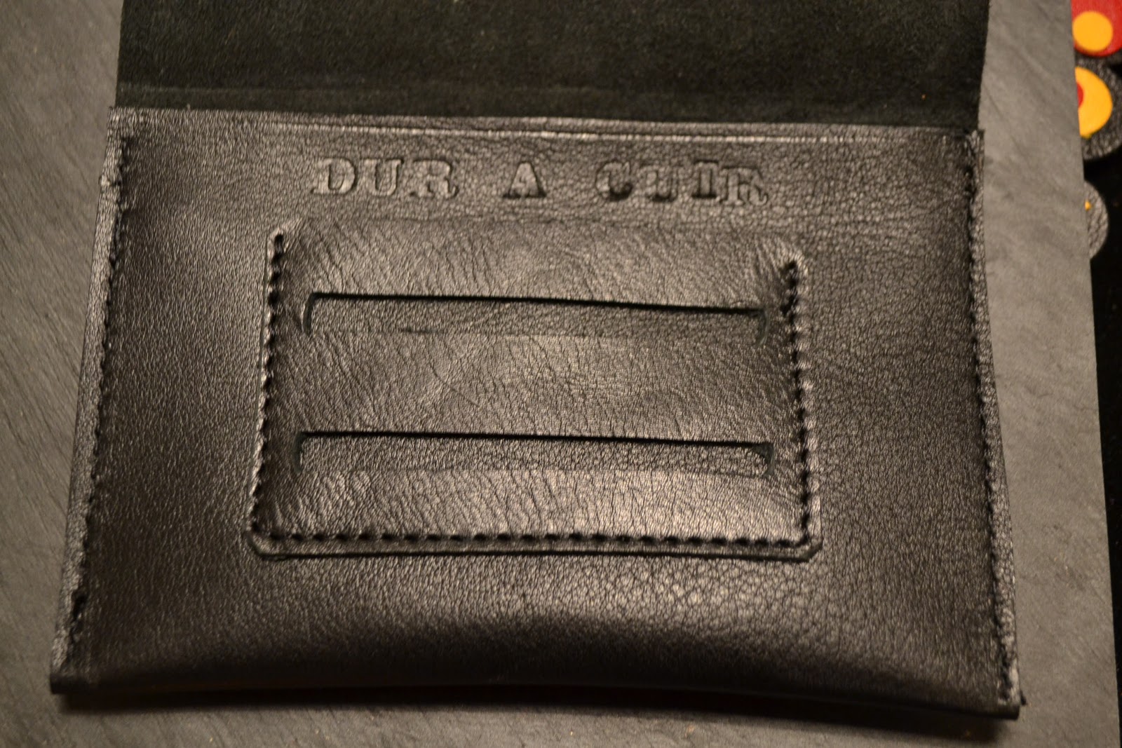 Blague à Tabac En Cuir Véritable - Porte Tabac 30g - Compacte Et Style