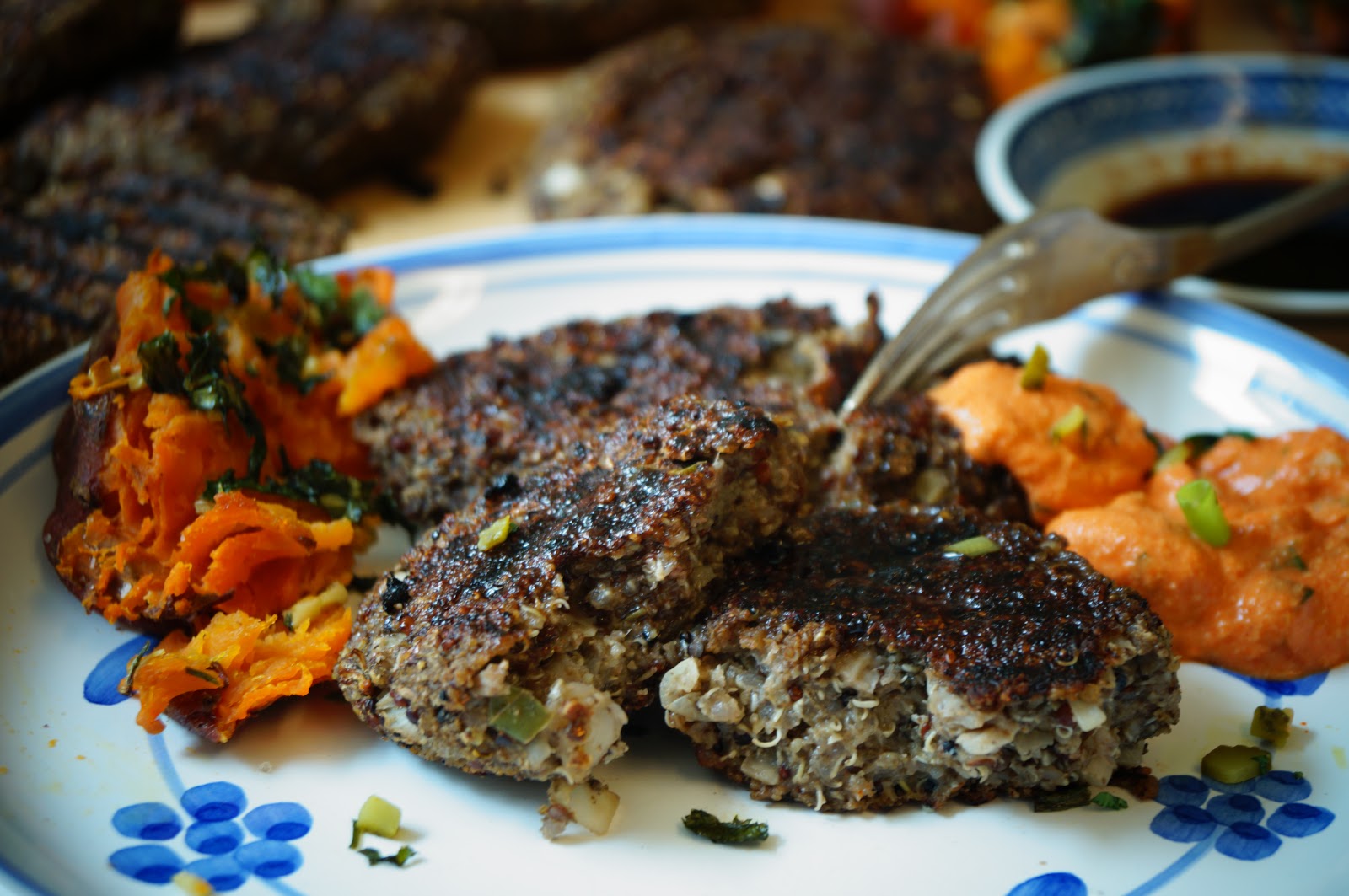 Knusperkabinett: Würzige, saftige Burger Pattys für den Grill oder im ...