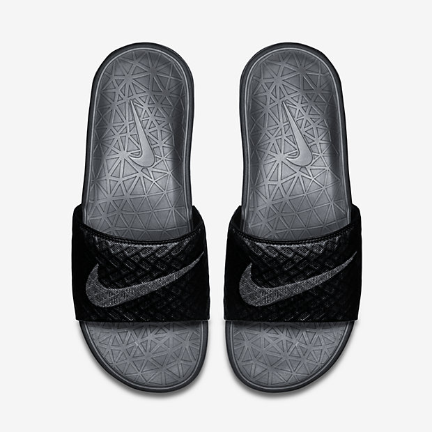 nike benassi soft