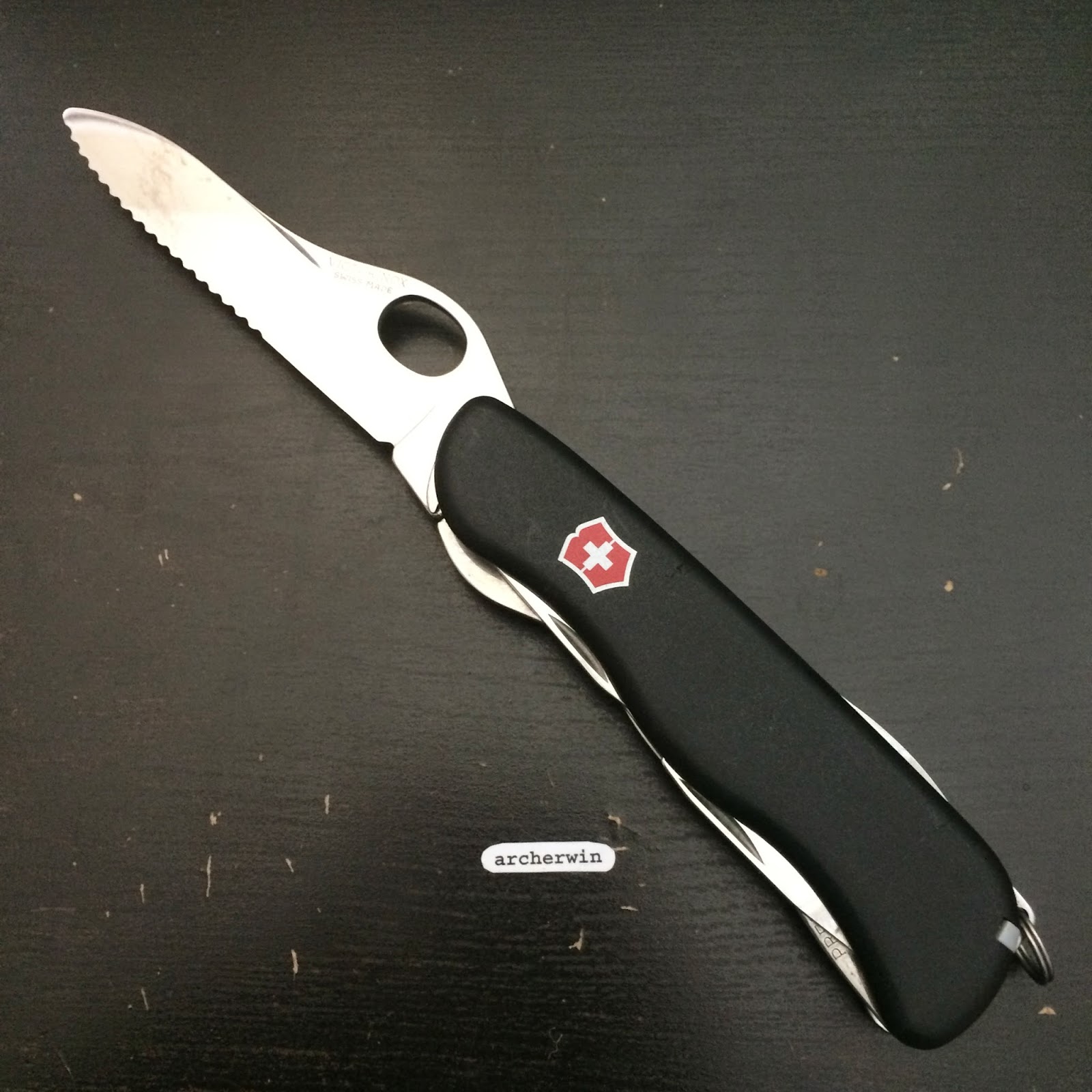 archerwin's Swiss Army Knives COLLECTION Victorinox One Handed