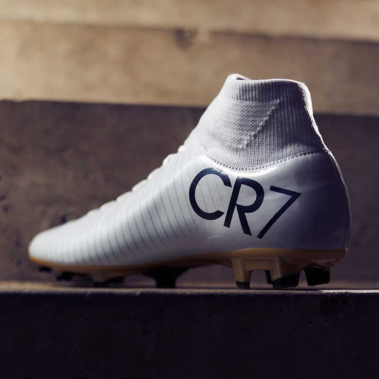 Cr7 football shoes 2016 Clearance