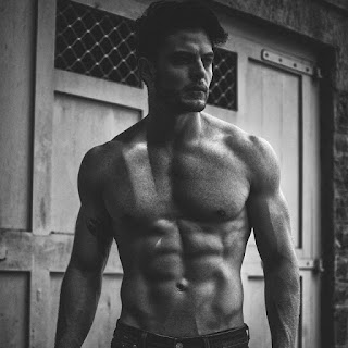 Shirtless Bollywood Men: Jason Shah's hot butt and body