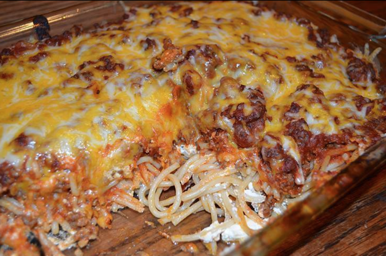 of spaghetti sauce 8 oz of cream cheese Â¼ cup sour cream Â½ lb cottage chees...
