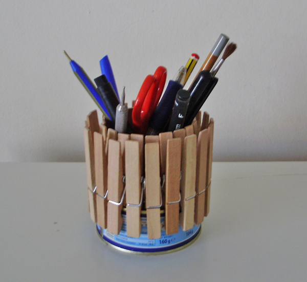 Cara Membuat Tempat  Pensil  Dari  Stik  Es  Krim 