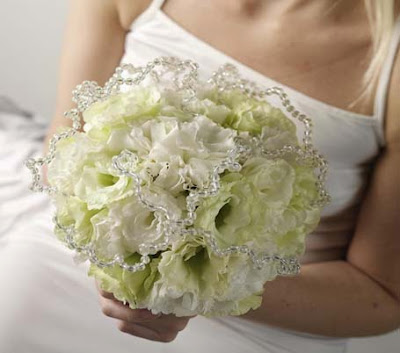 White lisianthus wedding bouquets