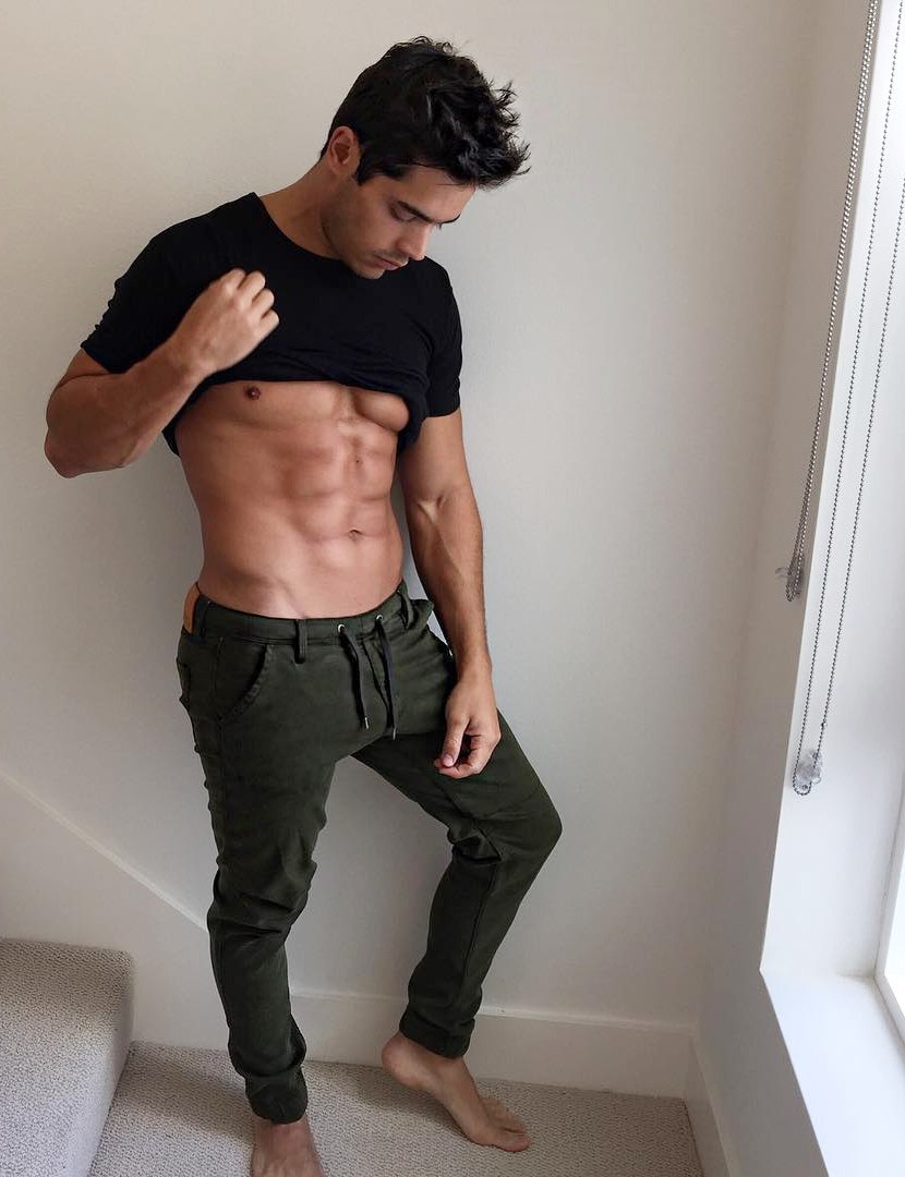 Handsome dude Tshirt pulling