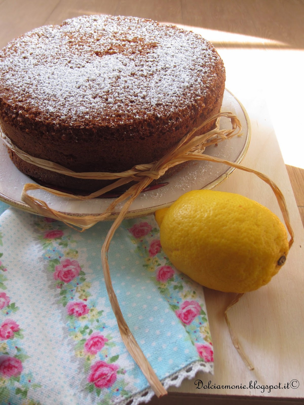 la fluffosa al limone di monica (senza il buco) e la caduta nel buco