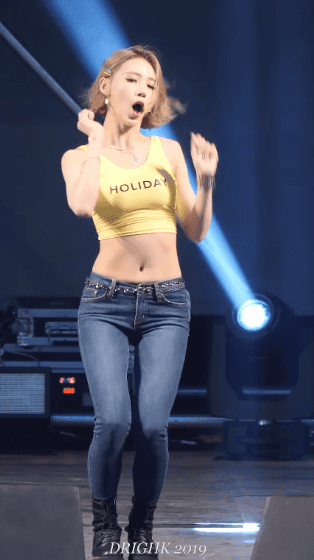 홀리데이 새벽 21gif