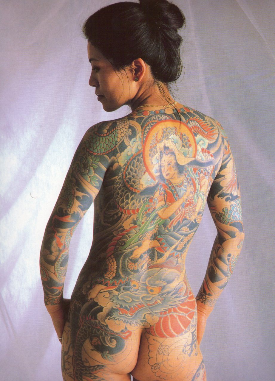 голая японка с татуировками фото 57