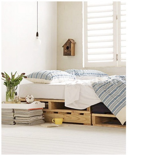 Pallets make for perfect under-bed storage