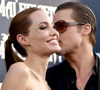 Angelina Jolie e Brad Pitt se casaram na França