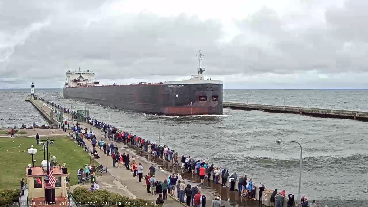 Duluth Harbor Cam Boat Horns