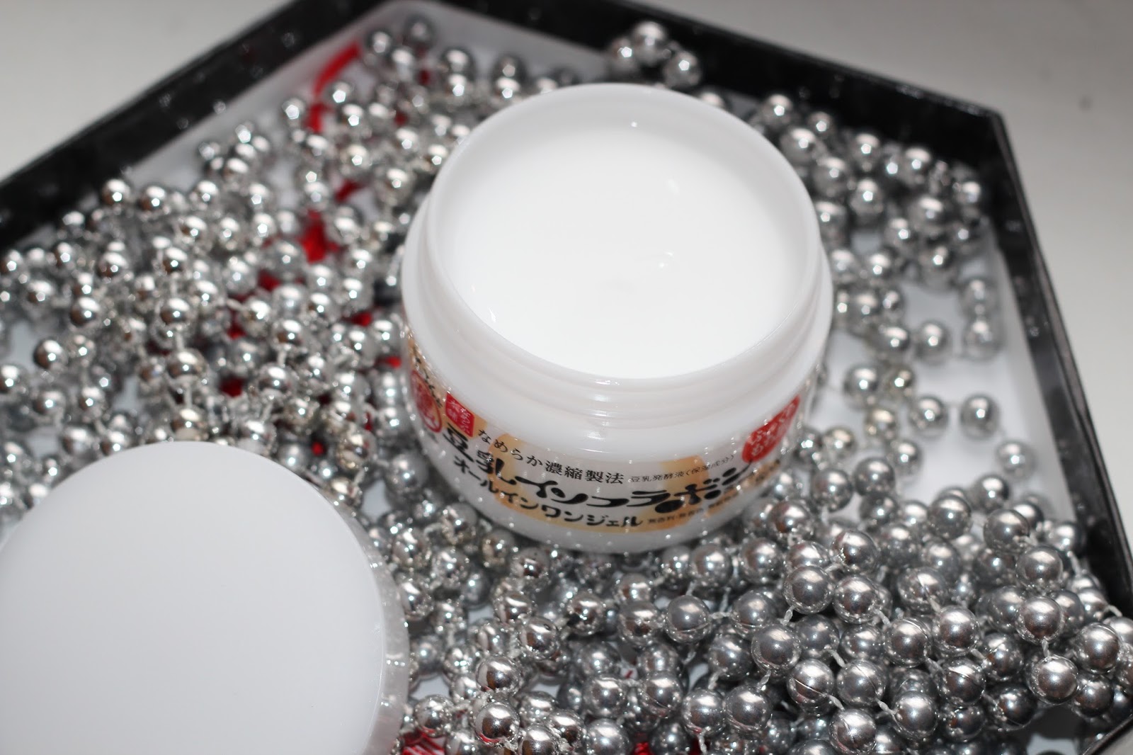 SANA Soy Milk Gel Cream. Крем гель для ленивых! Записки от скуки