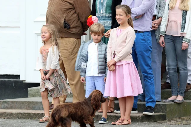 Crown Princess Mary, Crown Prince Frederik, Princess Josephine, Prince Christian, Princess Isabella, Prince Vincent