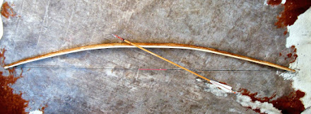 SELF MADE ASH HUNTING BOW #50 @ 30" WITH THE TREE BARK LEFT ON.