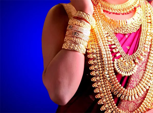 Gold Rate Today; Increased with record price, Kochi, News, Kerala, Gold Price, Increased, Business