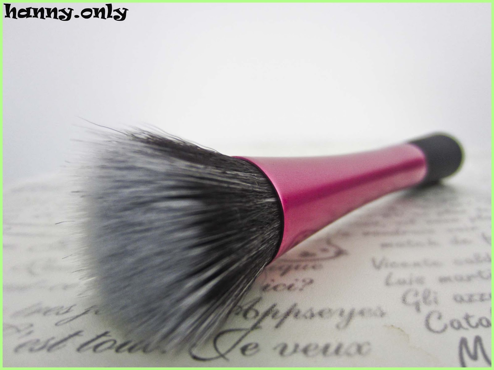 hanny.only Real Techniques Stippling Brush & Blush Brush
