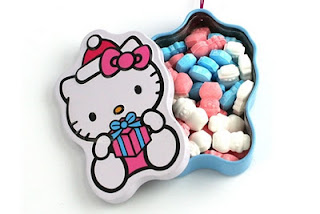 Hello Kitty Christmas snowman candy treats in tin ornament