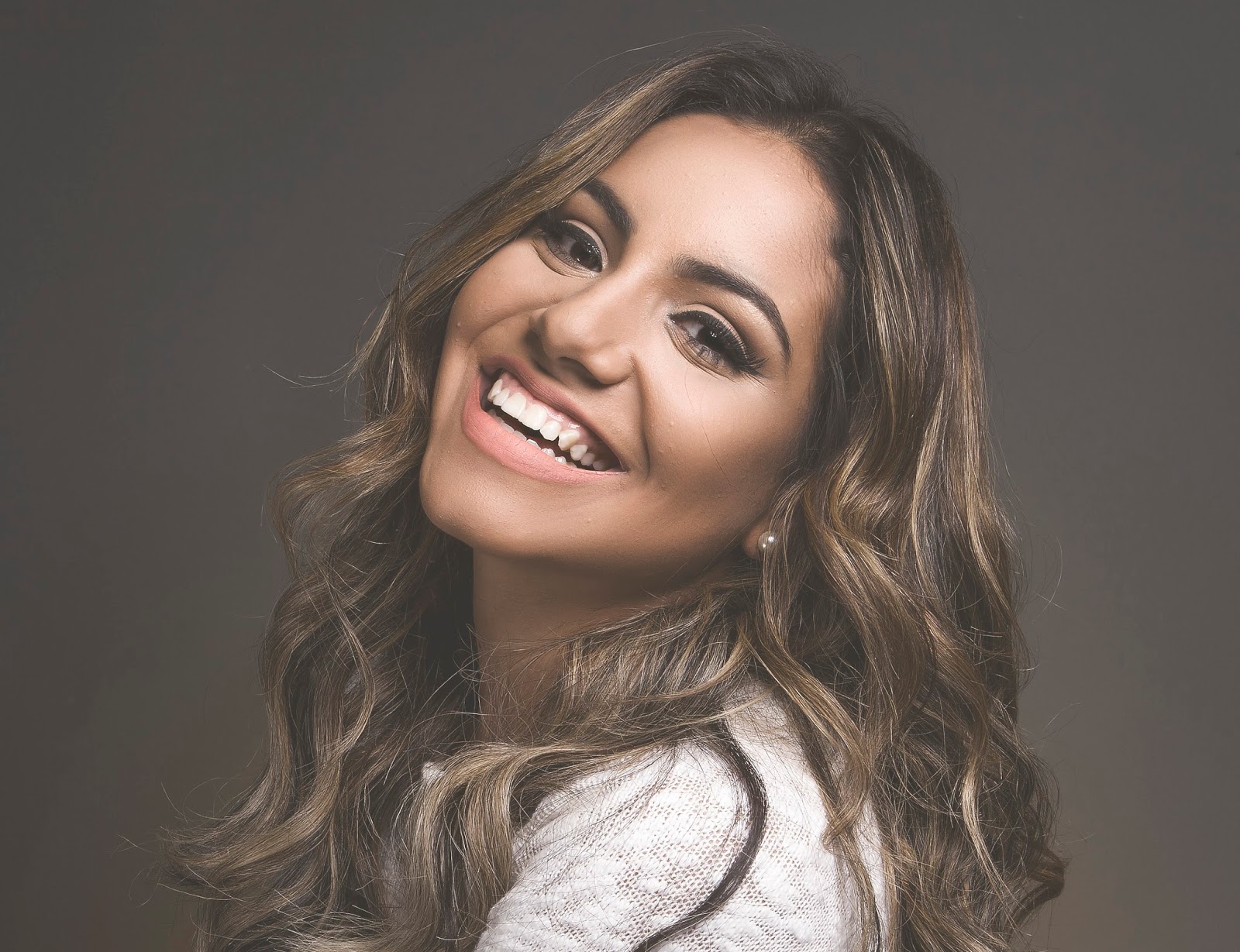 Top 12 As cantoras gospel mais conhecidas do Brasil (2022) Top 12 As cantoras gospel mais conhecidas do Brasil (2022)