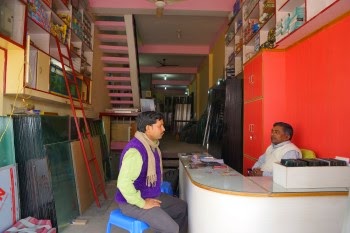 Glass and Aluminum Store in Pratapgarh