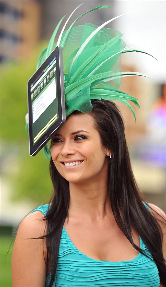 Godo Bolet Most Beautiful And Weirdest Hat Designs For Women