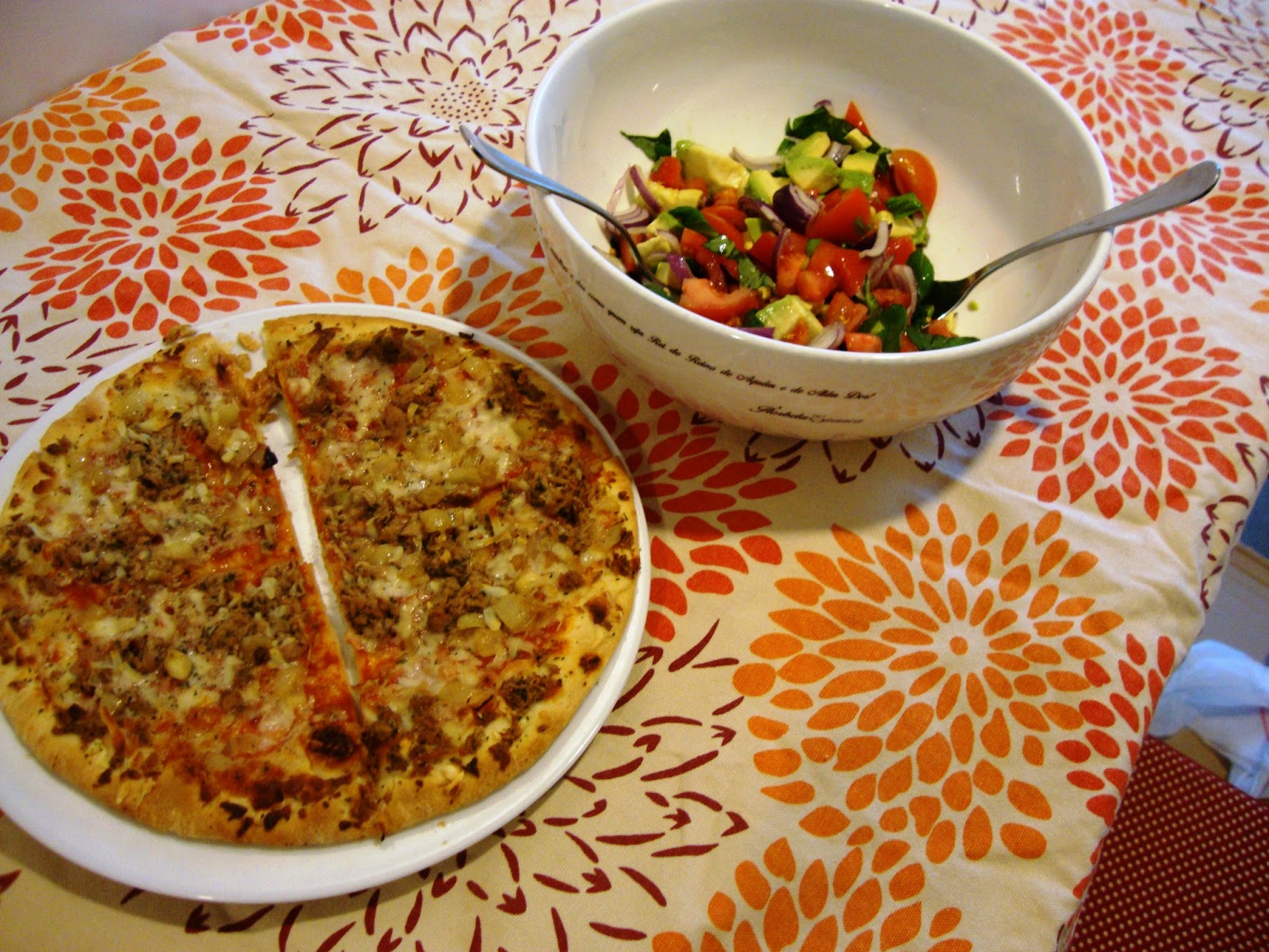 Marta, Julie e Maria Makeshift table