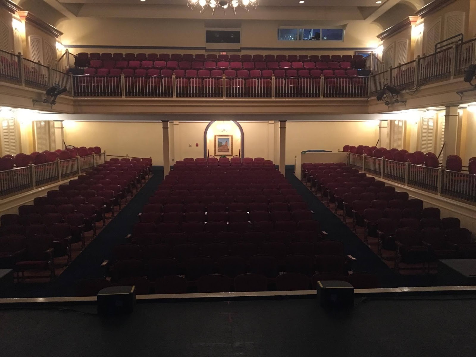 1writerlaurieepps The Newberry Opera House