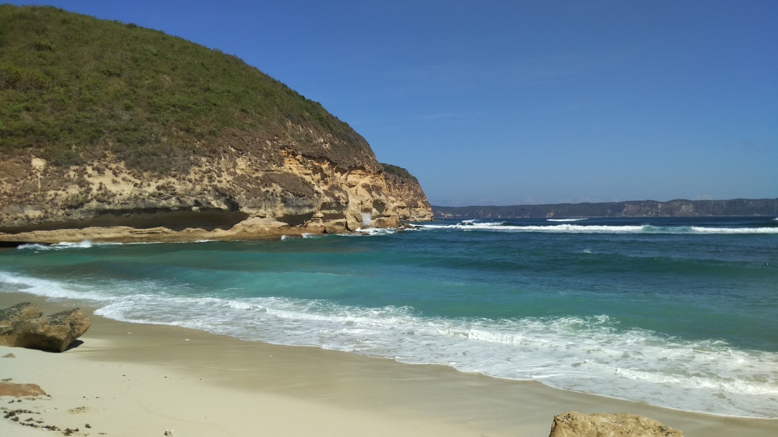 Pantai Surga Cantik Layak Namanya Pantai Surga Cantik Layak Namanya
