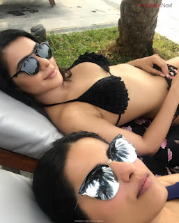 Ruhi Singh sizzles in Bikini in winter Super cute  with BFF at a vacation