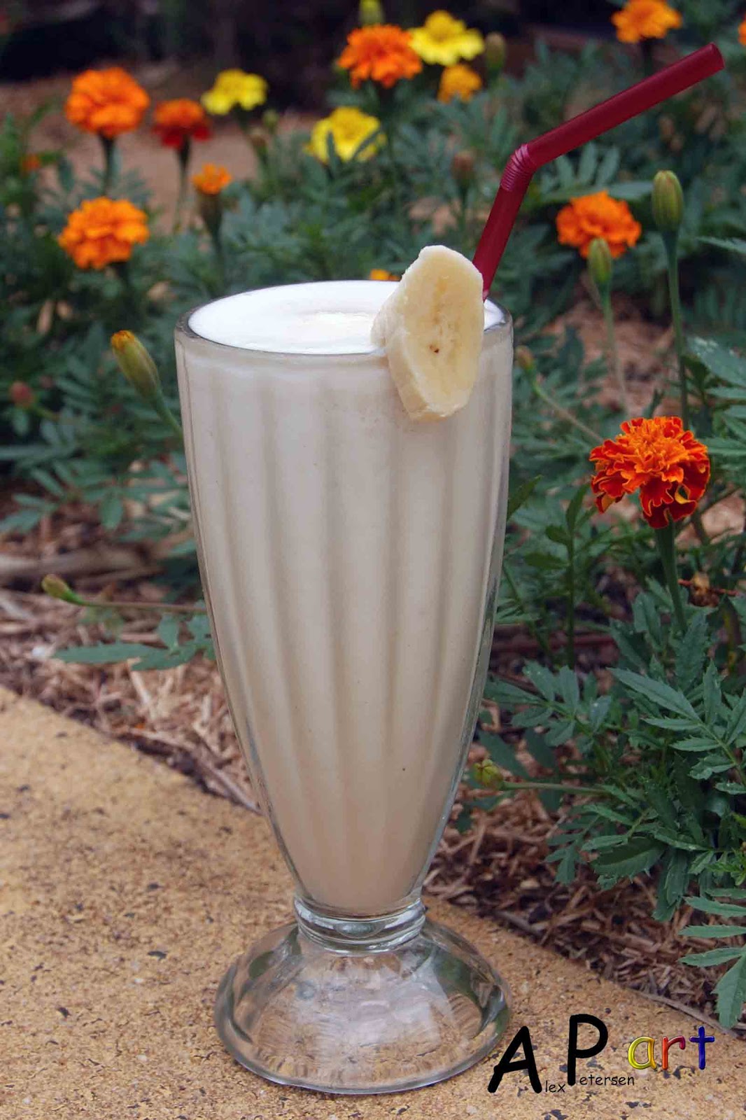 Alex the Contemporary Culinarian The Secret to a Perfect Banana Smoothie