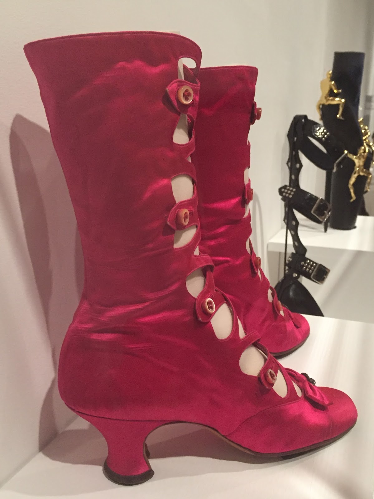 Reizen alarm Postbode SilkDamask : Red Silk Tango Boots
