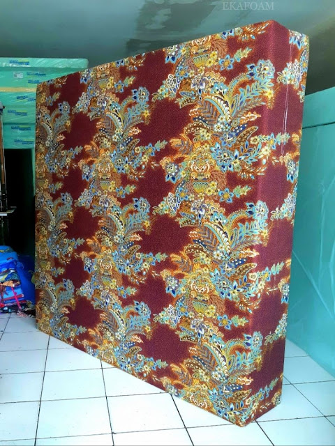 Kasur inoac motif ashanti coklat Kasur inoac motif bunga ashanti coklat