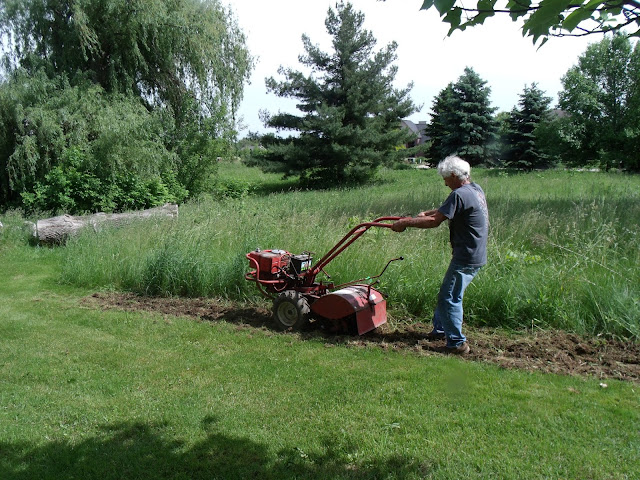 Gear Acres at Top of the Hill: The Garden is FINALLY Planted