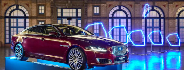 PLAY A GAME OF DRONES WITH THE JAGUAR XJ PLAY A GAME OF DRONES WITH THE JAGUAR XJ