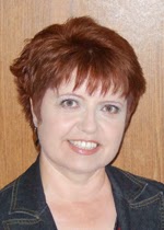 Writer in the Pines: Writer Wednesday - Anna del C. Dye