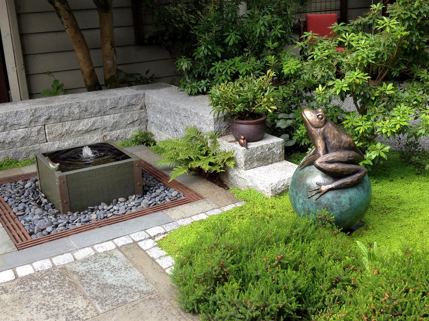 Georgia Gerber Spring Song Placed In Beautiful Backyard Garden