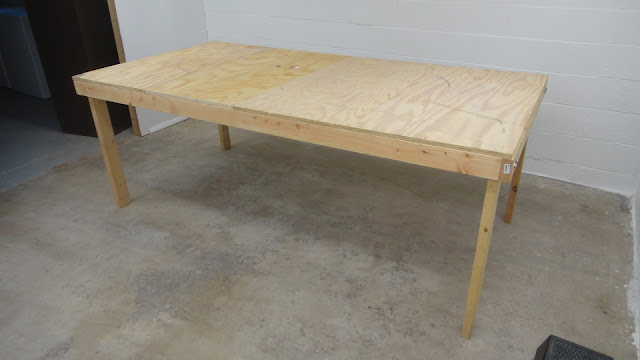 The Tinkers Workshop: A Big Work Table For Big Projects
