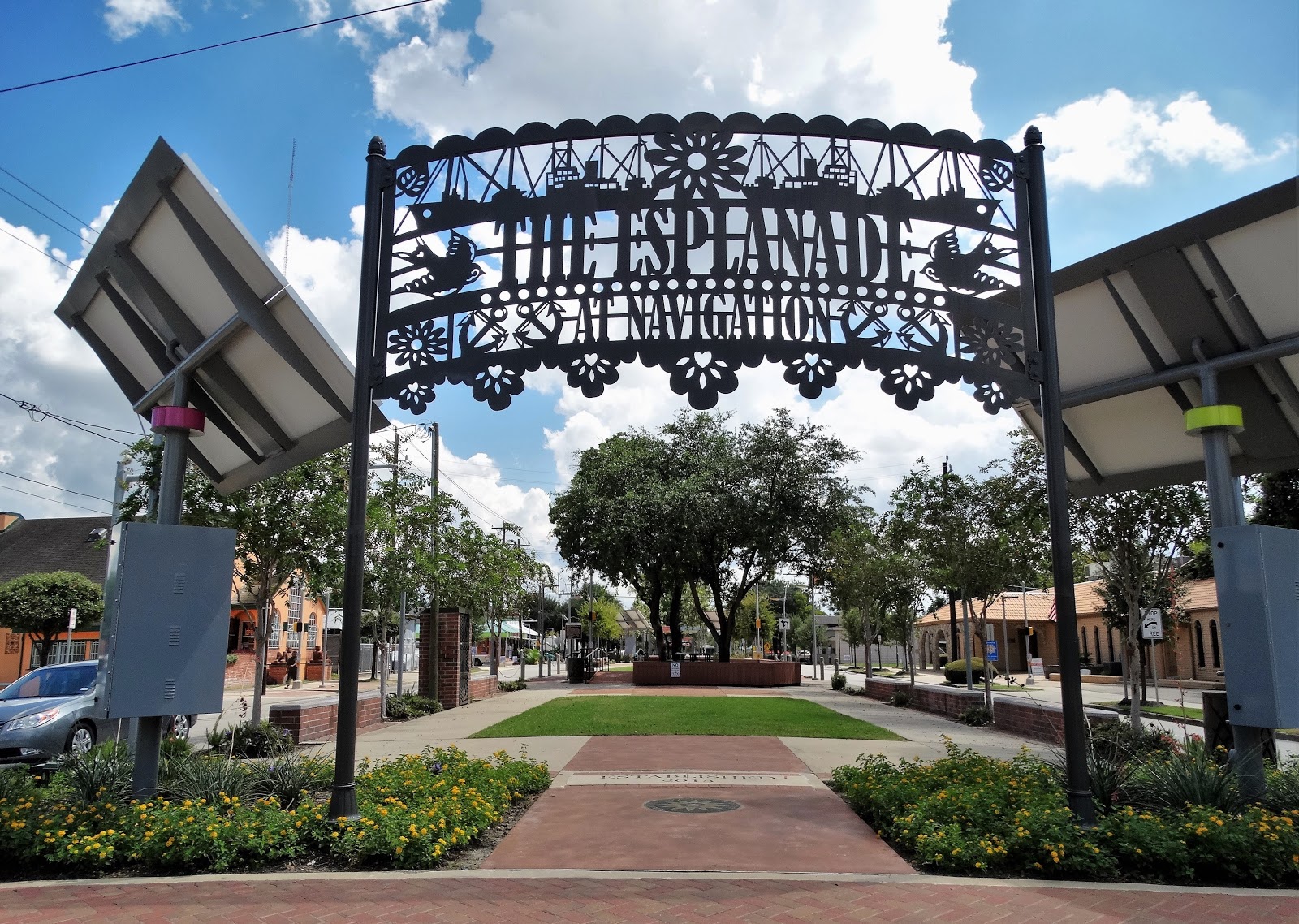 Houston in Pics The Esplanade (Navigation Blvd)
