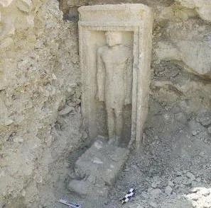 اكتشاف مقبرة لأميرة فرعونية في منطقة أبوصير