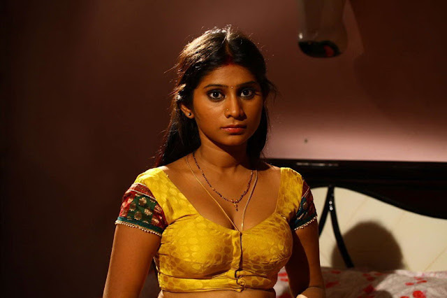Hot3 Hot Actress Navel Show Images Vennalavin Arangetram Spicy Tamil 