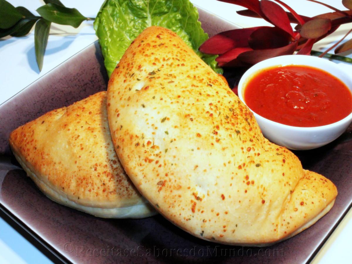 Calzones de Mozzarella e Pepperoni na MFP - Calzones of Mozzarella and ...