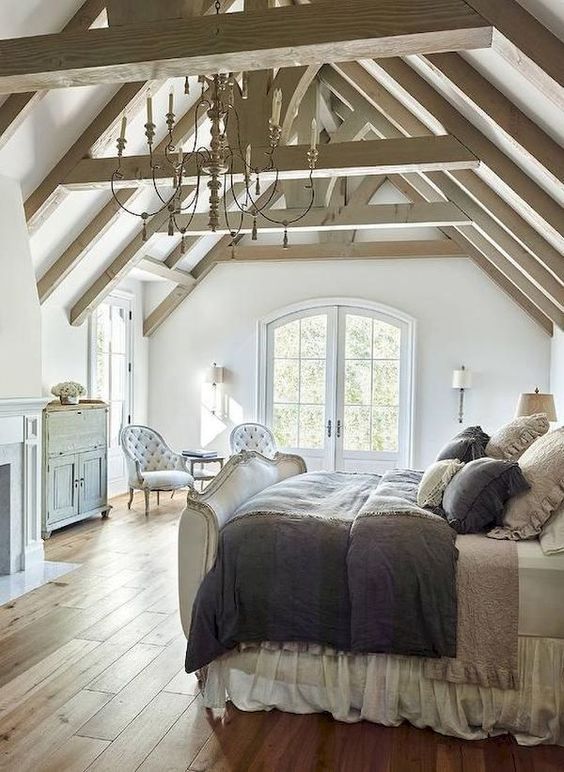 4 European Farmhouse Decor Ideas {Bedrooms & Bathrooms} Hello Lovely