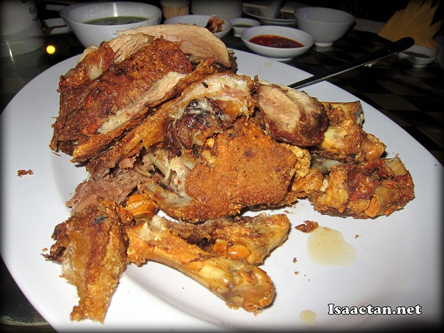 A rather messy looking but delicious Hakka Special Crispy Fried Pork Knuckle with Home Made Sauce