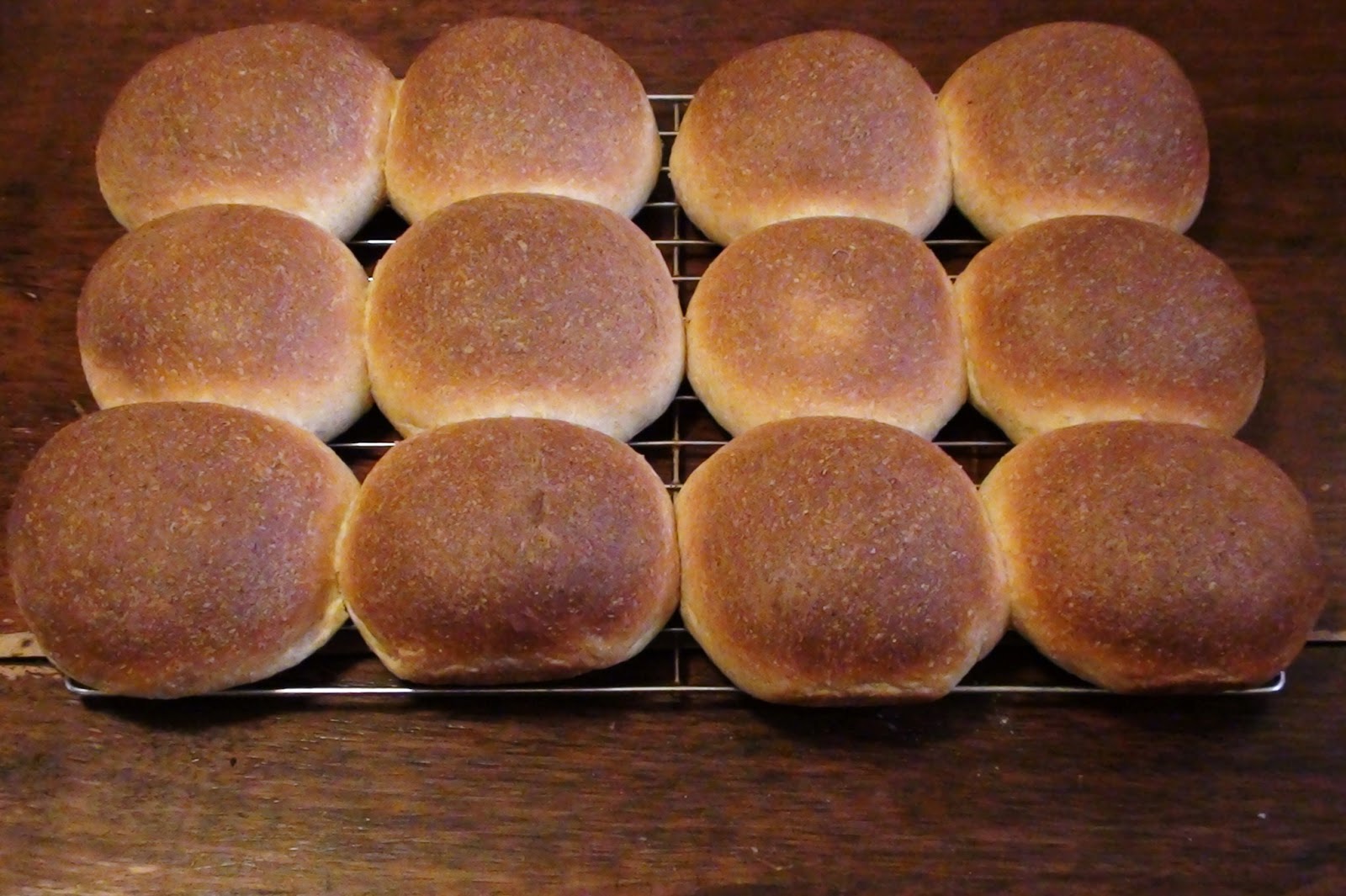 zsuzsa is in the kitchen WHOLE WHEAT SANDWICH BUNS